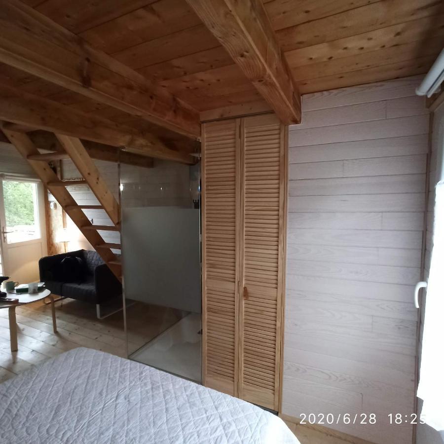 Une Tiny House à découvrir au cœur de la cité ! Contrexéville Exterior foto