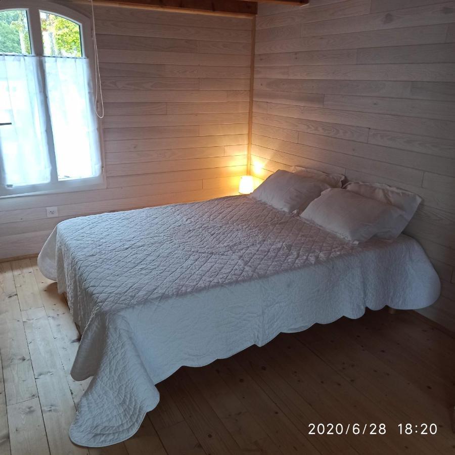 Une Tiny House à découvrir au cœur de la cité ! Contrexéville Exterior foto